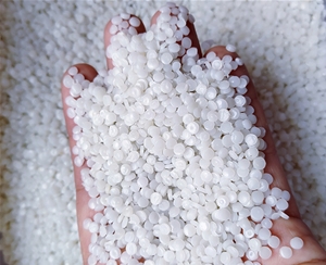 黄山中空吹塑桶HDPE专用颗粒